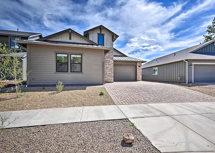 Retreat W/ Covered Patio, 3 Mi To Dtwn Holiday home Flagstaff
