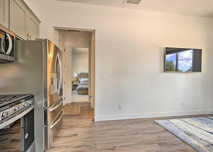 Retreat W/ Covered Patio, 3 Mi To Dtwn Holiday home Flagstaff