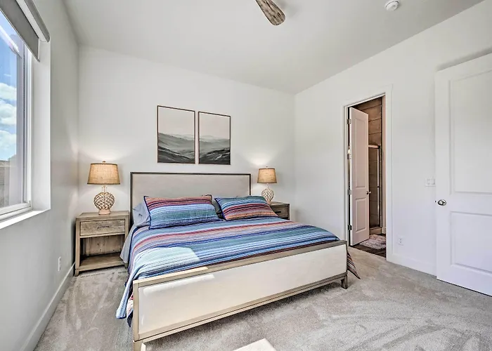 Retreat W/ Covered Patio, 3 Mi To Dtwn Holiday home Flagstaff