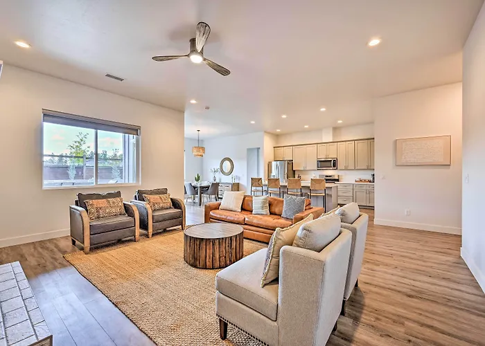 Retreat W/ Covered Patio, 3 Mi To Dtwn Dom wakacyjny Flagstaff